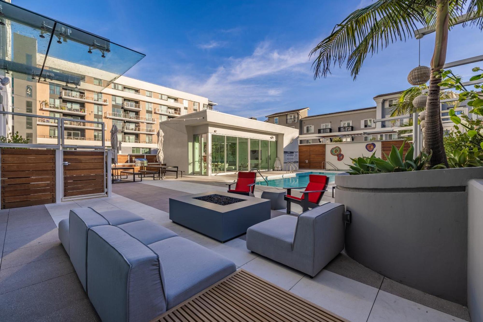 @ Marbella Lane - Penthouse W/ City & Ocean Views Лонг Бич Экстерьер фото
