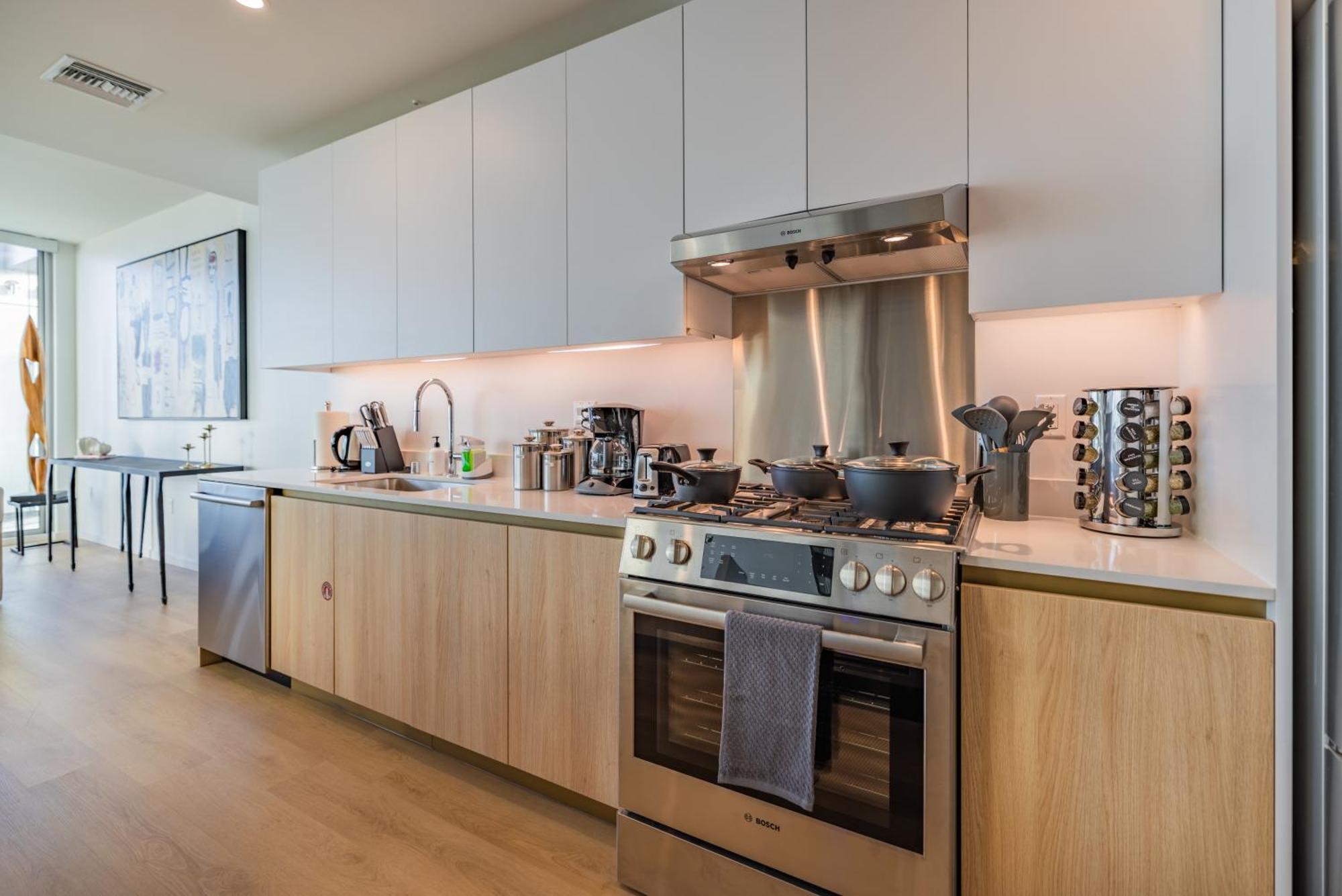 @ Marbella Lane - Penthouse W/ City & Ocean Views Лонг Бич Экстерьер фото