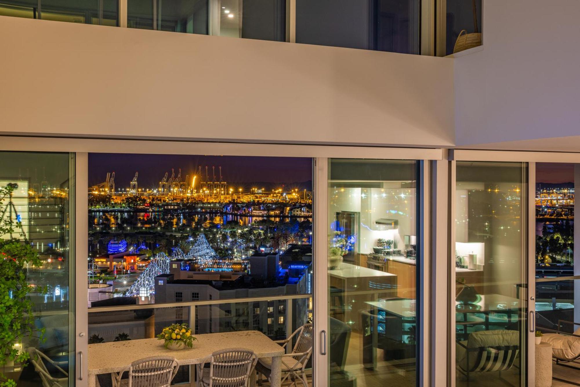 @ Marbella Lane - Penthouse W/ City & Ocean Views Лонг Бич Экстерьер фото