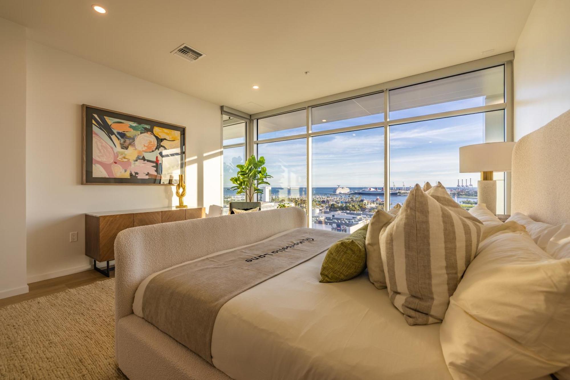@ Marbella Lane - Penthouse W/ City & Ocean Views Лонг Бич Экстерьер фото