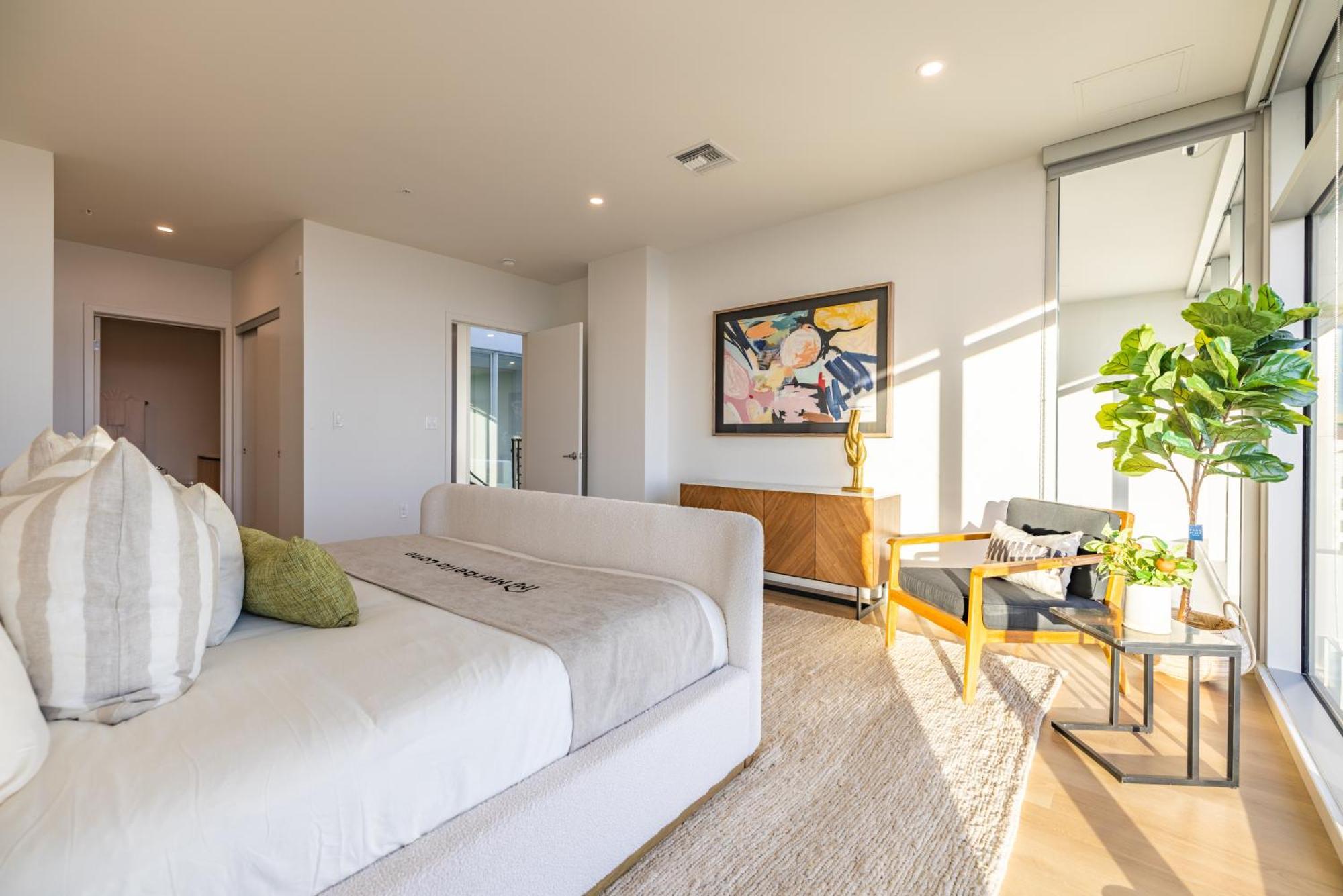 @ Marbella Lane - Penthouse W/ City & Ocean Views Лонг Бич Экстерьер фото