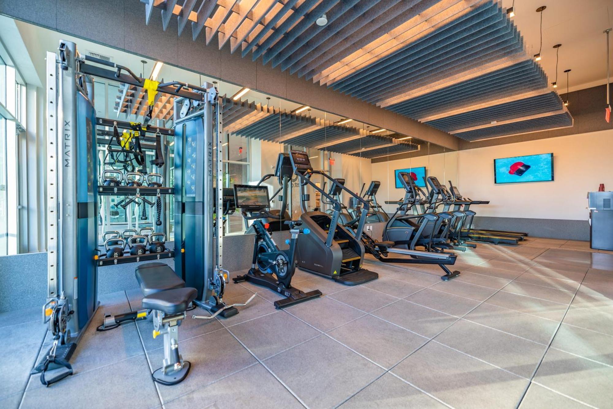 @ Marbella Lane - Penthouse W/ City & Ocean Views Лонг Бич Экстерьер фото